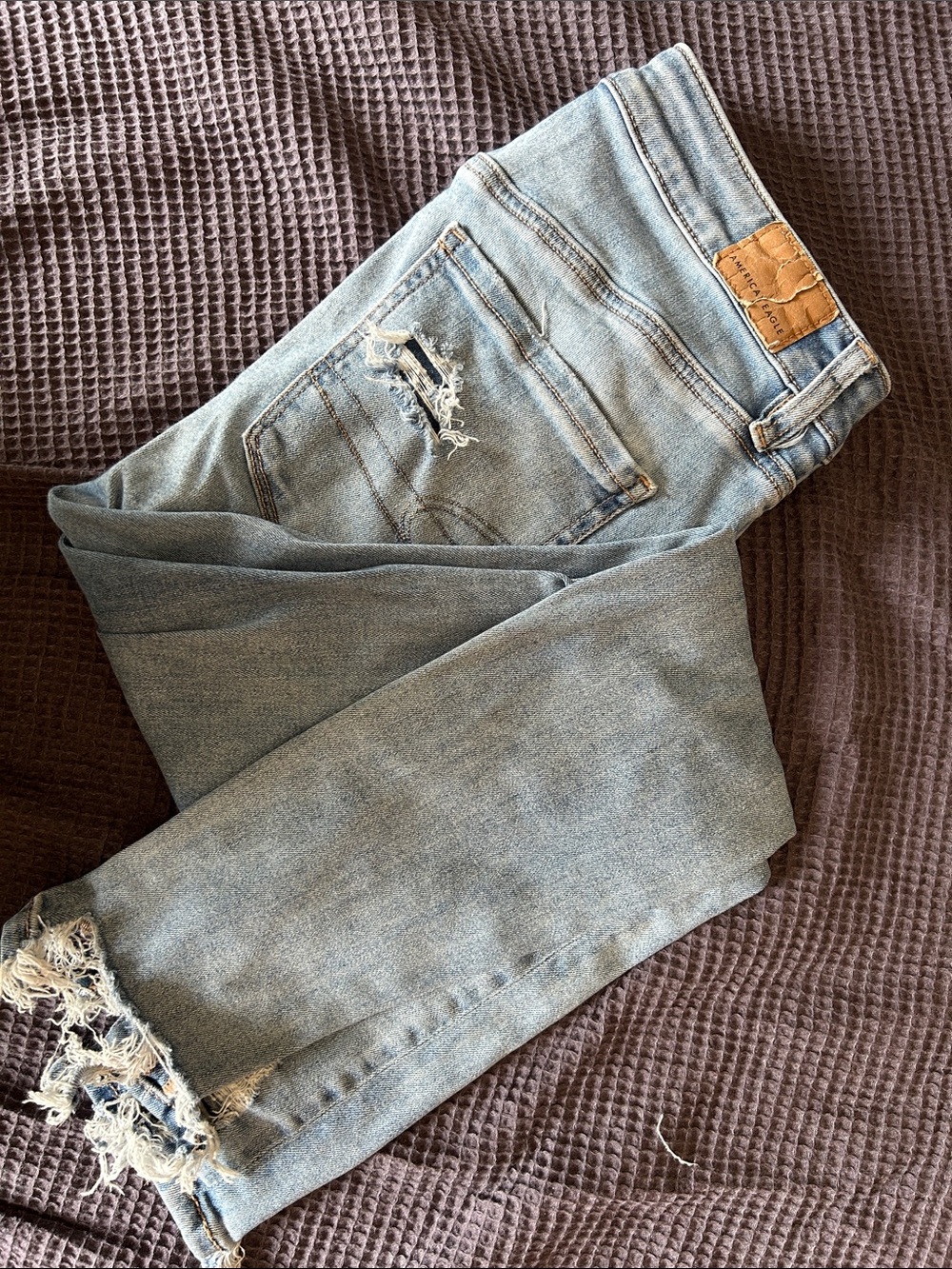 American Eagle Outfitters, Next level stretch, Light Blue Distressed Jeans